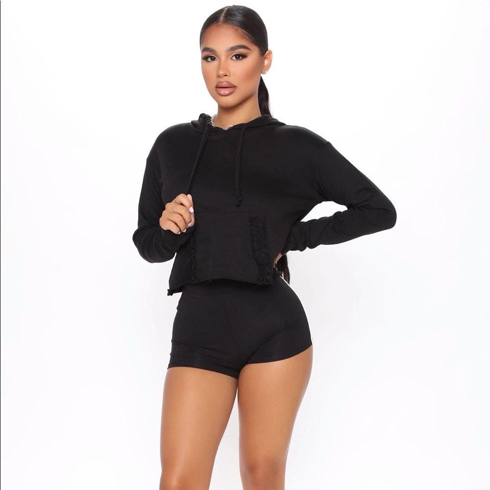 Pullover Ruffle Crop Hoodie - Black